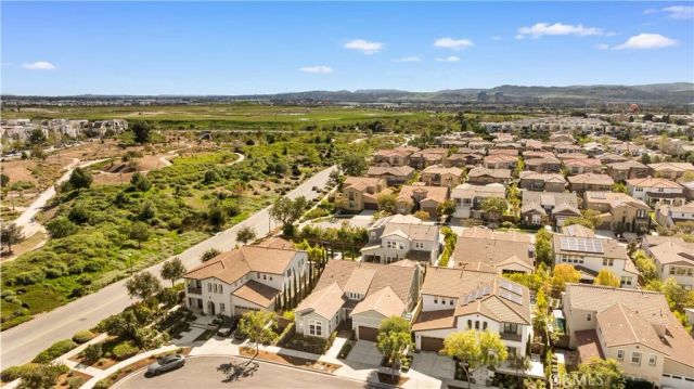 102 Derailer, Irvine, CA 92618