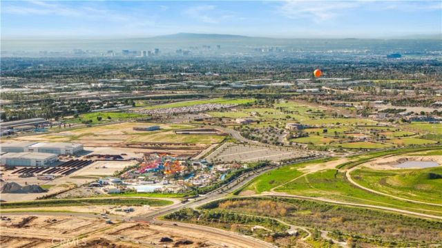 102 Derailer, Irvine, CA 92618