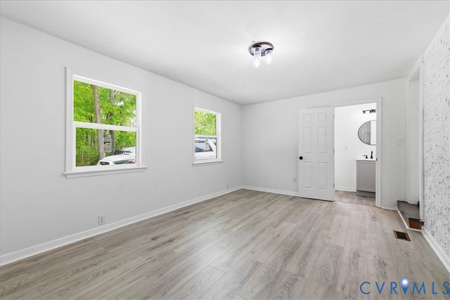 5306 Sterling Rd, North Dinwiddie, VA 23803