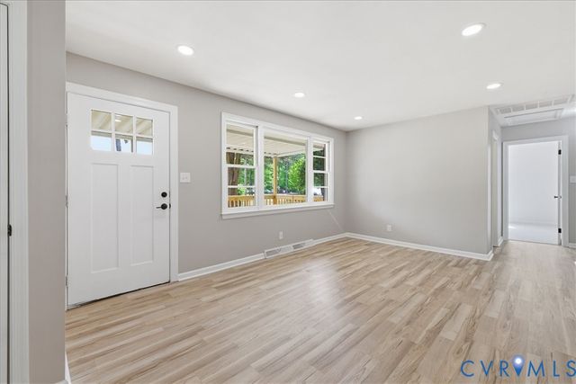 5306 Sterling Rd, North Dinwiddie, VA 23803