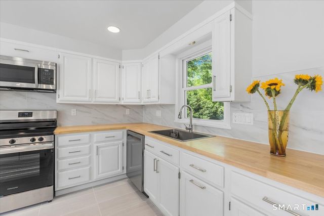 47 London Lane, Stamford, CT 06902