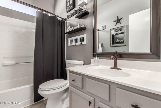 60196 E Crestview Court, Tucson, AZ 85739