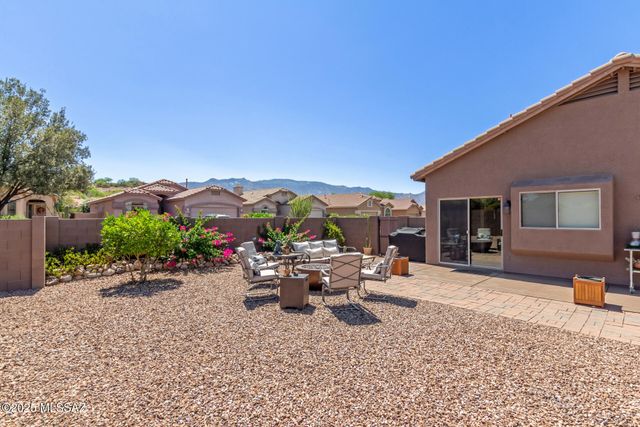 60196 E Crestview Court, Tucson, AZ 85739