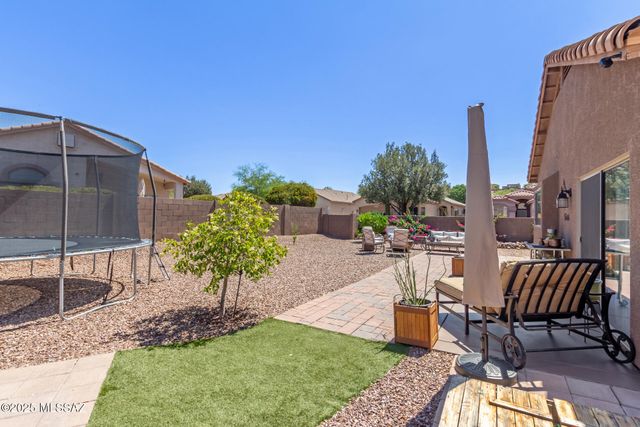 60196 E Crestview Court, Tucson, AZ 85739
