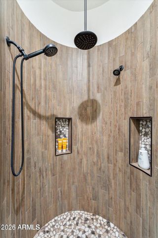 1842 W MESQUITE Street, Phoenix, AZ 85086