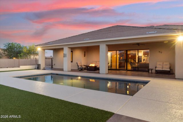 1842 W MESQUITE Street, Phoenix, AZ 85086