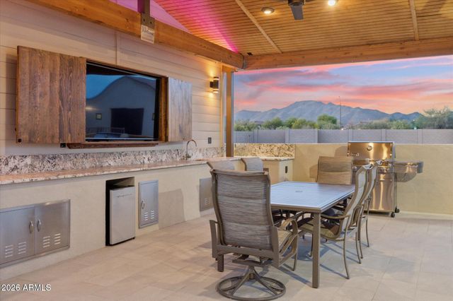 1842 W MESQUITE Street, Phoenix, AZ 85086