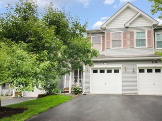 249 Pinebrook Drive, Hyde Park, NY 12538