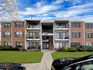 479 Danbury Lane, East Brunswick, NJ 08816