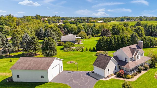9300 Byks Lane SE, Caledonia, MI 49316