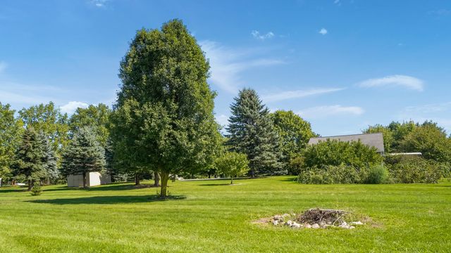 9300 Byks Lane SE, Caledonia, MI 49316