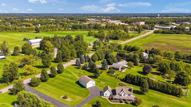 9300 Byks Lane SE, Caledonia, MI 49316