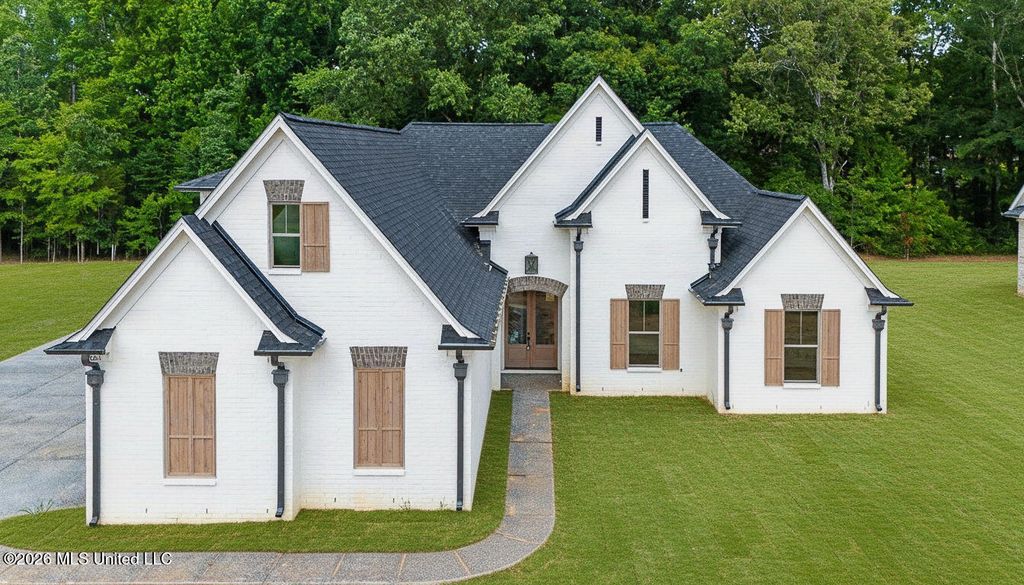 1667 Baisley Drive, Nesbit, MS 38651 — exterior