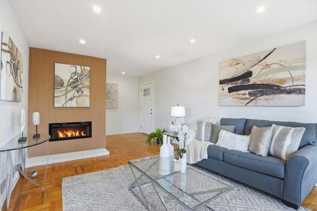 953 Higate Drive, Daly City, CA 94015