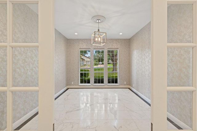 17 Hedgebrook WAY, The Hills, TX 78738