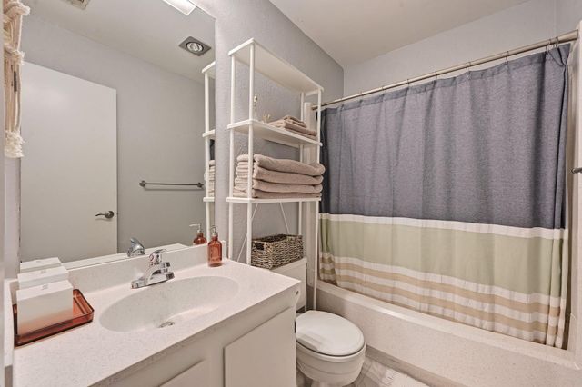 2503 HOWELLWOOD WAY B, Austin, TX 78748