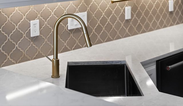 77 Cypress Creek Dr, Cabot, AR 72023