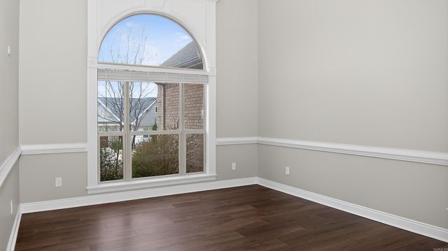 77 Cypress Creek Dr, Cabot, AR 72023