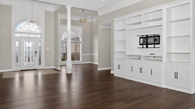 77 Cypress Creek Dr, Cabot, AR 72023