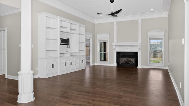 77 Cypress Creek Dr, Cabot, AR 72023