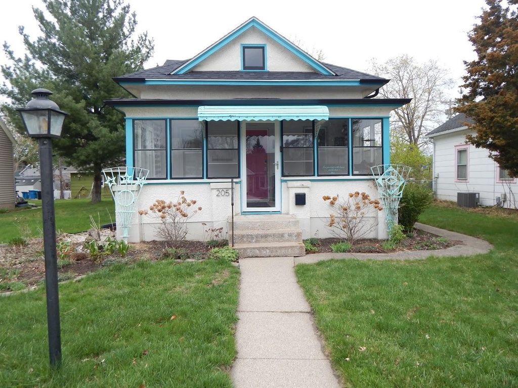 205 10th Avenue N, Hopkins, MN 55343 — photo 2