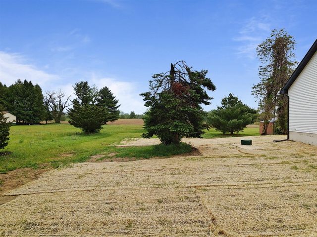 2717 Kerlikowske Road, Benton Harbor, MI 49022