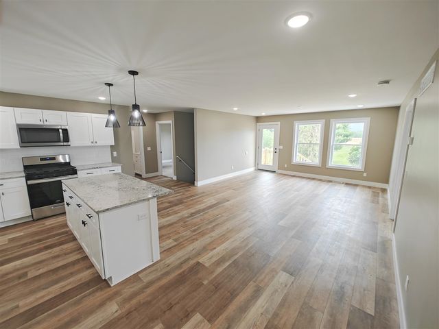 2717 Kerlikowske Road, Benton Harbor, MI 49022