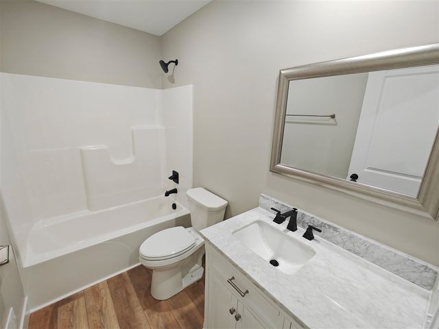 2717 Kerlikowske Road, Benton Harbor, MI 49022