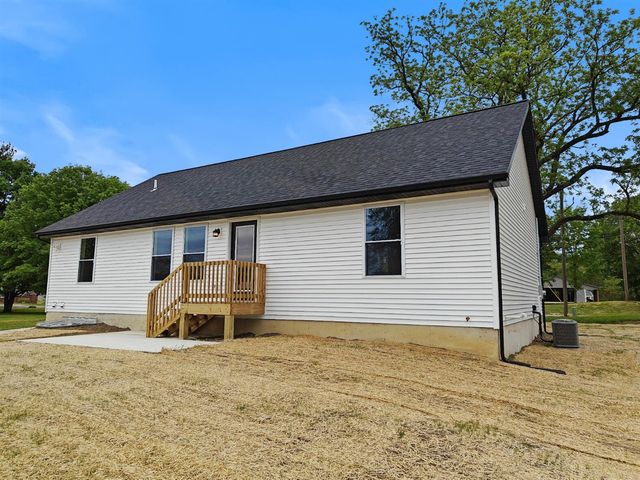 2717 Kerlikowske Road, Benton Harbor, MI 49022