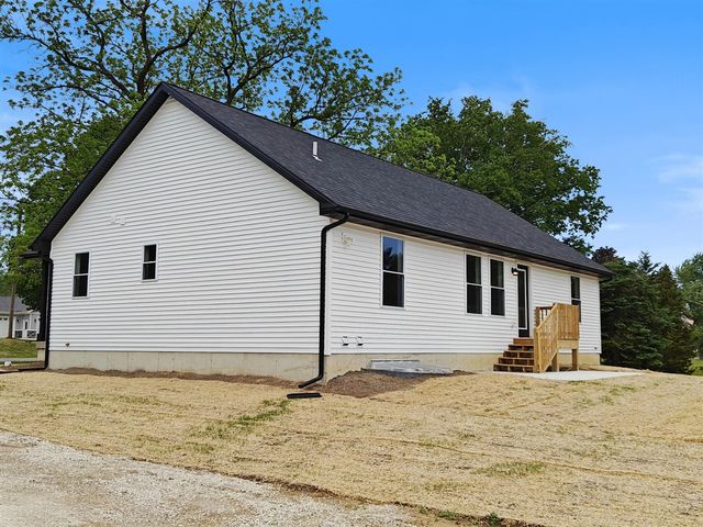 2717 Kerlikowske Road, Benton Harbor, MI 49022