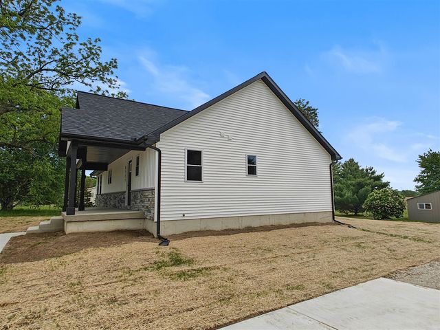2717 Kerlikowske Road, Benton Harbor, MI 49022