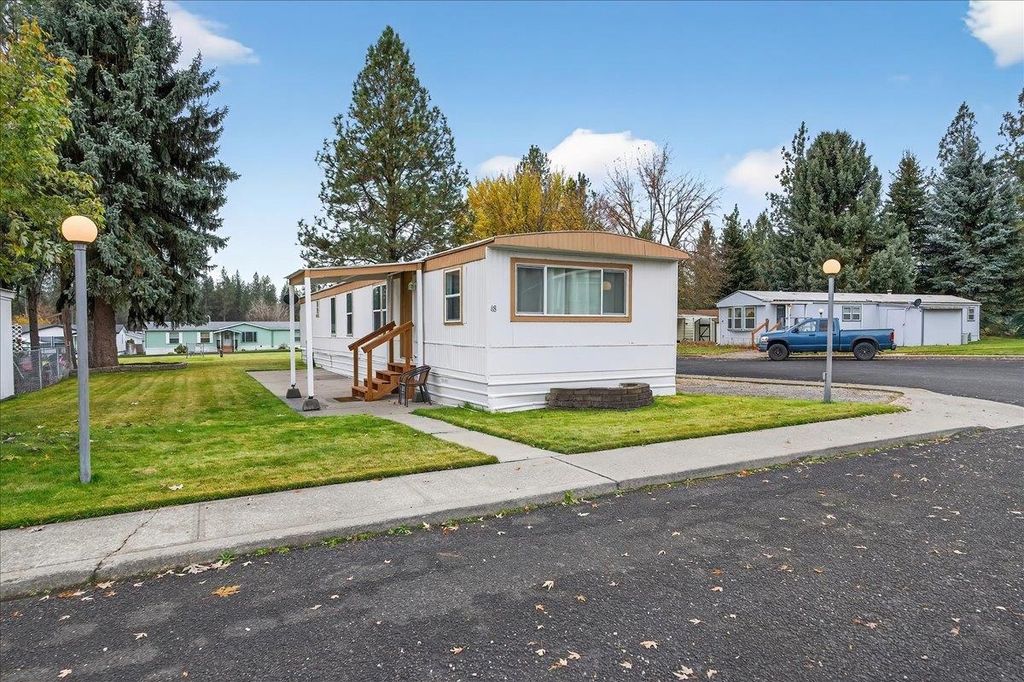 3110 E Chattaroy Rd, Chattaroy, WA 99003 photo 2