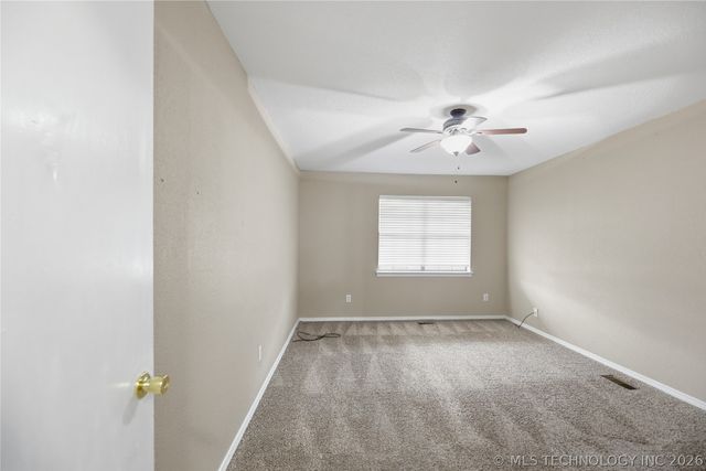 7412 S Fern Avenue, Broken Arrow, OK 74011