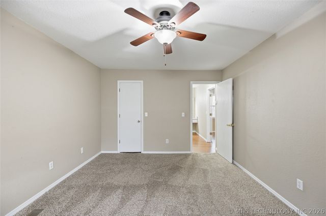 7412 S Fern Avenue, Broken Arrow, OK 74011