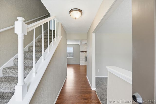 7412 S Fern Avenue, Broken Arrow, OK 74011