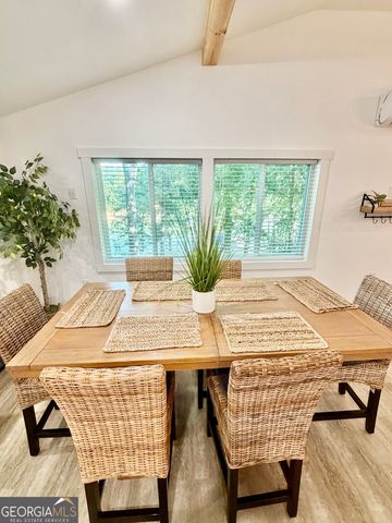 802 Dogwood Lane, Townville, SC 29689