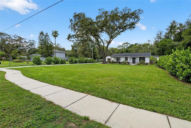 12308 N 53RD STREET, Temple Terrace, FL 33617
