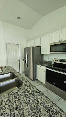 3002 NE 7th AVE, Cape Coral, FL 33909