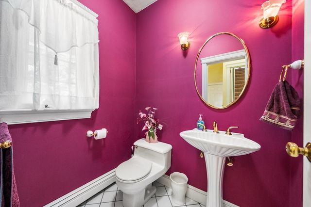 17 Old Landing Rd, Pembroke, MA 02359