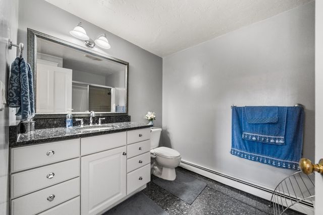 17 Old Landing Rd, Pembroke, MA 02359