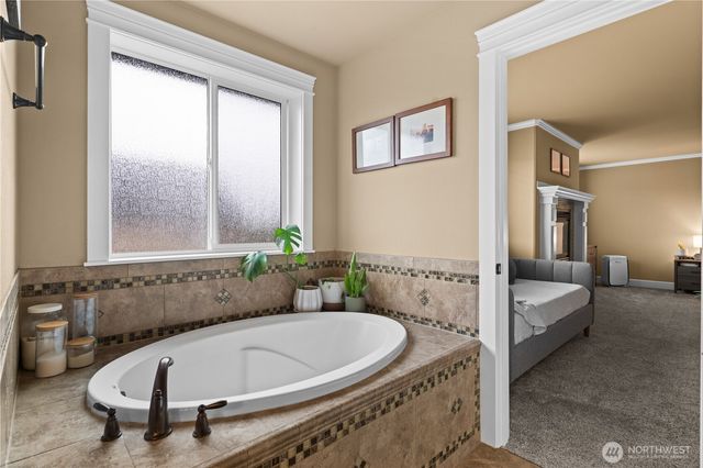 1712 65th Street SE, Auburn, WA 98092