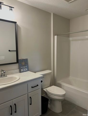 13692 Montoro Court, Fort Wayne, IN 46845