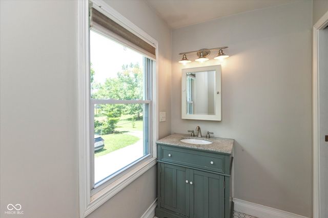 5012 University Avenue, Indianapolis, IN 46201