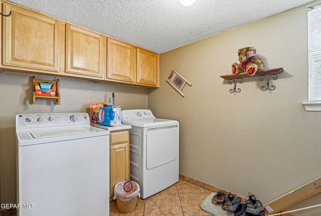 13817 HORIZON HEIGHTS Circle, Horizon City, TX 79928