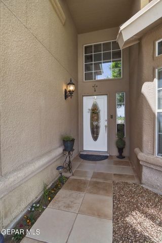 13817 HORIZON HEIGHTS Circle, Horizon City, TX 79928