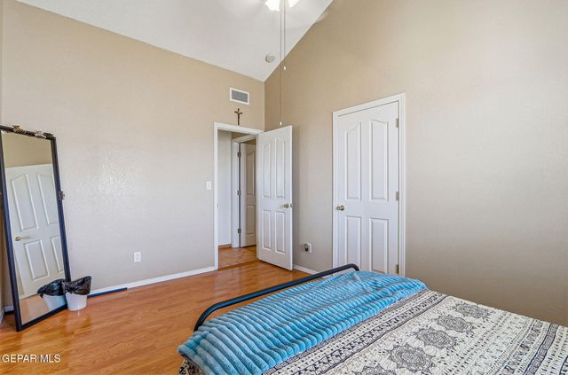 13817 HORIZON HEIGHTS Circle, Horizon City, TX 79928