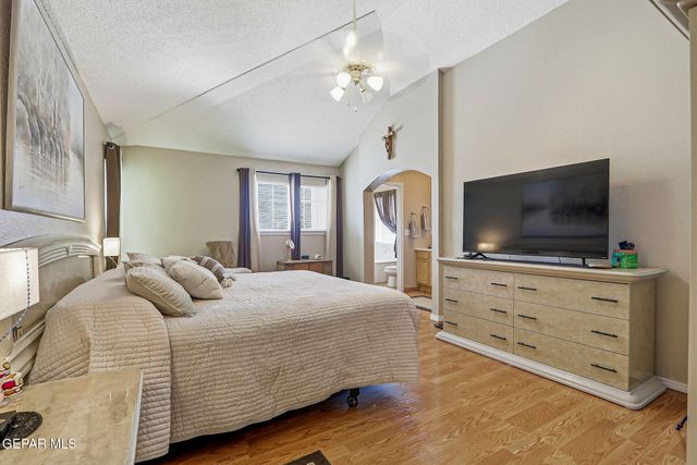 13817 HORIZON HEIGHTS Circle, Horizon City, TX 79928