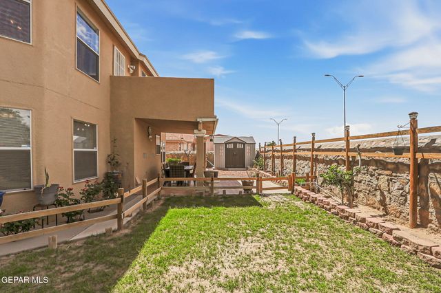 13817 HORIZON HEIGHTS Circle, Horizon City, TX 79928