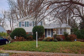3812 WEXFORD DR, Kensington, MD 20895