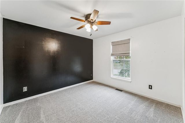 571 W Northview Street, Olathe, KS 66061